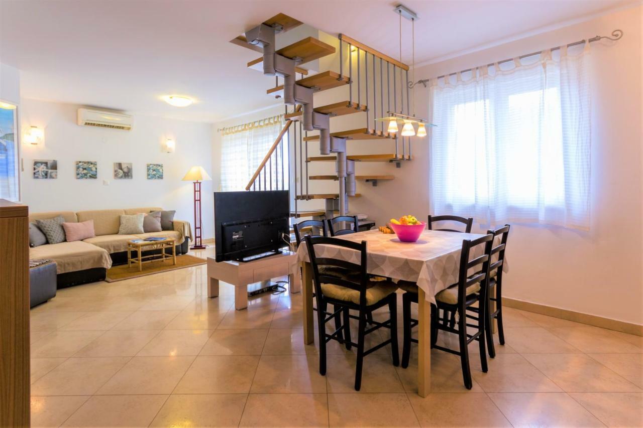 Apartments Viva Корчула Экстерьер фото