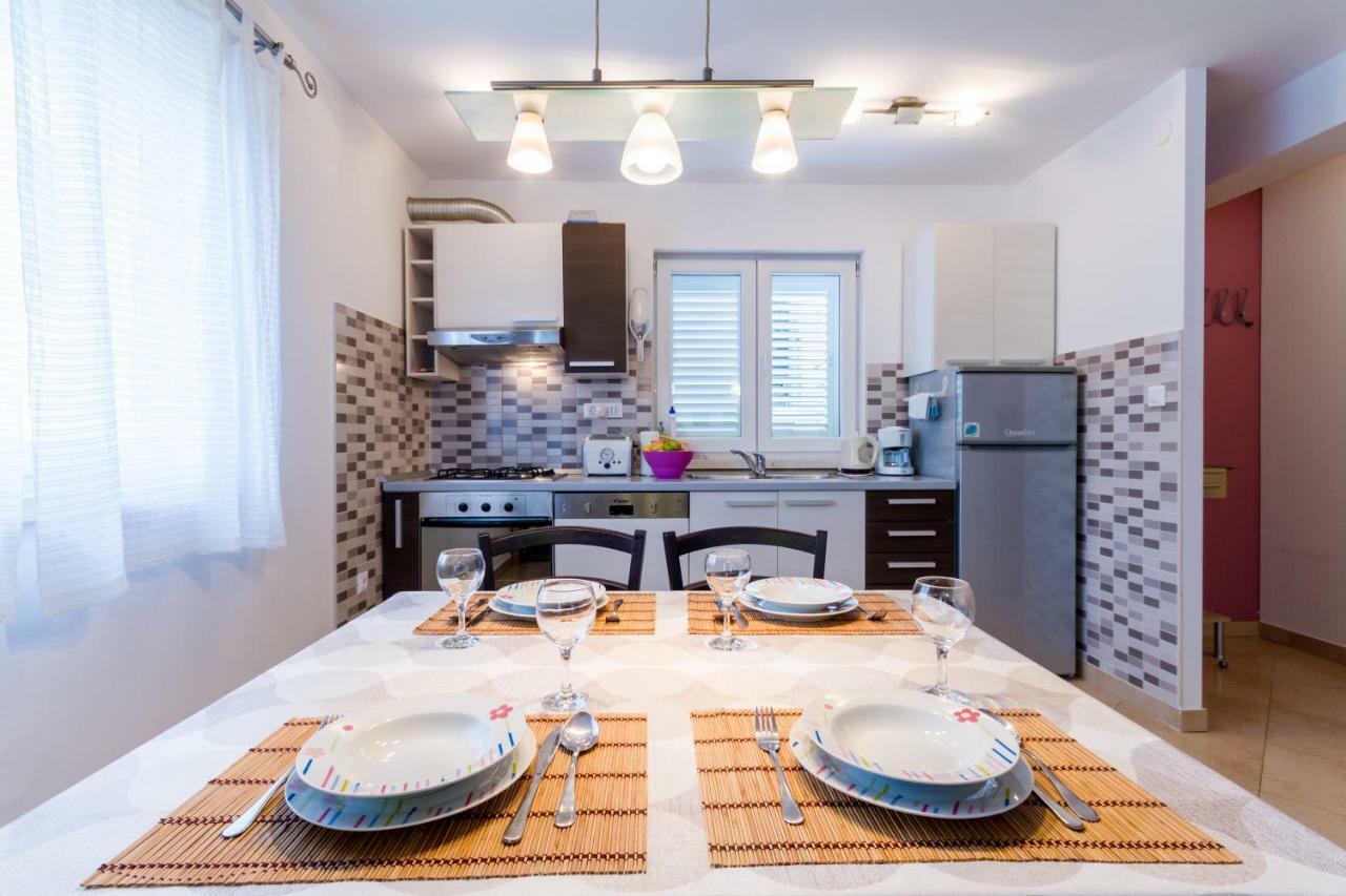 Apartments Viva Корчула Экстерьер фото