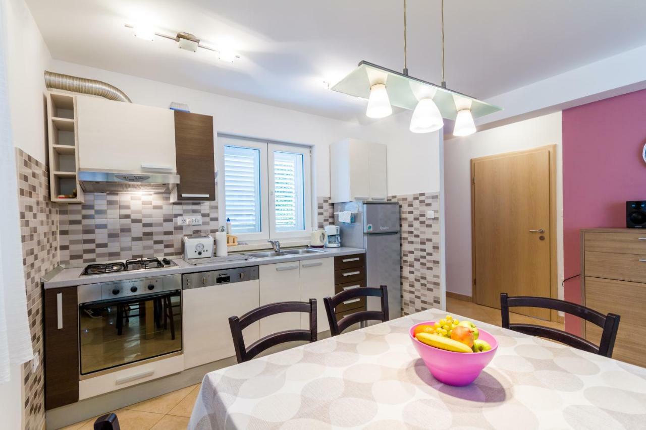 Apartments Viva Корчула Экстерьер фото